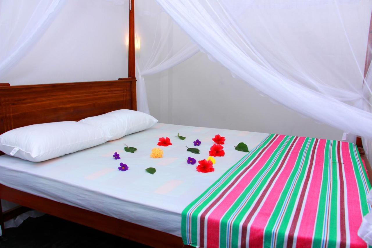 Sasaa Guest House Mirissa Exterior foto